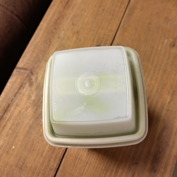 Vintage Tupperware Avocado Green Pickle Keeper Olive Green - Picture 11 of 11